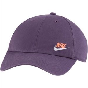 Nike Heritage Hat